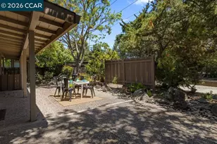 1201 Monument Blvd, Concord, CA 94520 - Photo 21