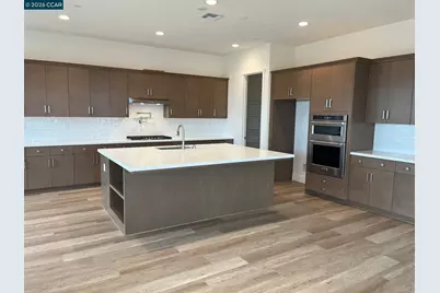 16150 Cartman Court, Lathrop, CA 95330 - Photo 5