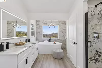 6756 Snake Road, Oakland, CA 94611 - Photo 23