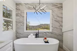 6756 Snake Rd, Oakland, CA 94611 - Photo 25