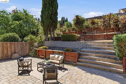 2239 Southwest Ct, Martinez, CA 94553 - Photo 41