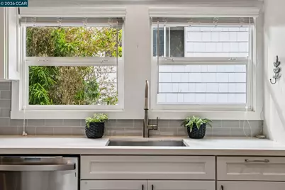 3277 School St, Oakland, CA 94602 - Photo 21