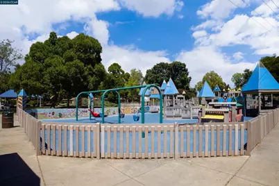 2097 Olivera Rd #D, Concord, CA 94520 - Photo 27