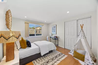 2000 Miramar Ave, Castro Valley, CA 94578 - Photo 11