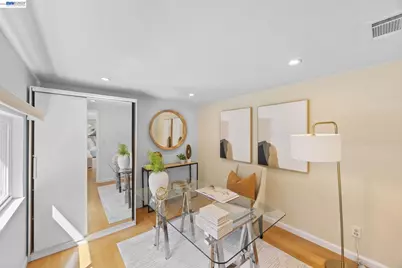 2000 Miramar Ave, Castro Valley, CA 94578 - Photo 9