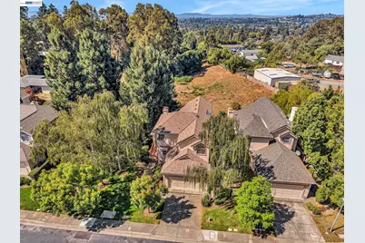 23661 Glenbrook Lane, Hayward, CA 94541 - Photo 93