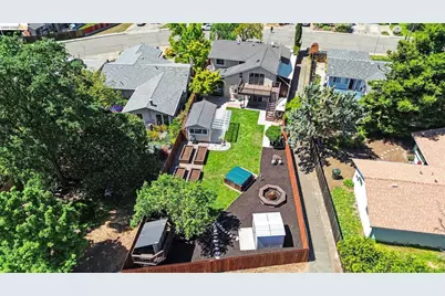 2092 Casa Grande St, Benicia, CA 94510 - Photo 59