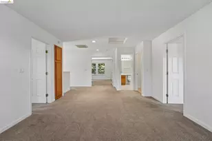 514 Frogs Leap Ct, Fairfield, CA 94534 - Photo 9
