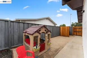 919 Oak St, Brentwood, CA 94513 - Photo 37