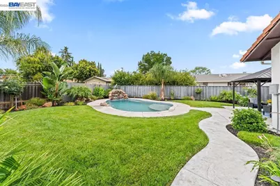 919 Oak St, Brentwood, CA 94513 - Photo 33