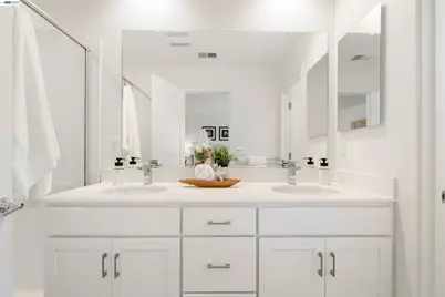 8558 Seawind Way, Newark, CA 94560 - Photo 29