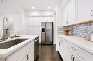 8558 Seawind Wy, Newark, CA 94560 - Photo 13