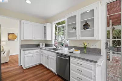 34161 Finnigan Ter, Fremont, CA 94555 - Photo 23