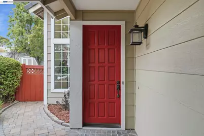 34161 Finnigan Ter, Fremont, CA 94555 - Photo 5