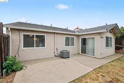 2416 Redwood Dr, Antioch, CA 94509 - Photo 23