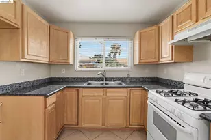 2416 Redwood Dr, Antioch, CA 94509 - Photo 11