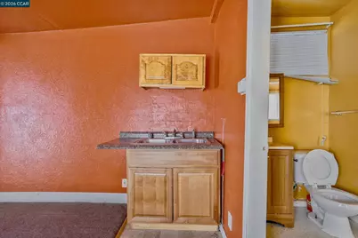 560 25th St, Richmond, CA 94804 - Photo 41