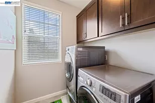 1663 Sylvia St, Hayward, CA 94545 - Photo 23