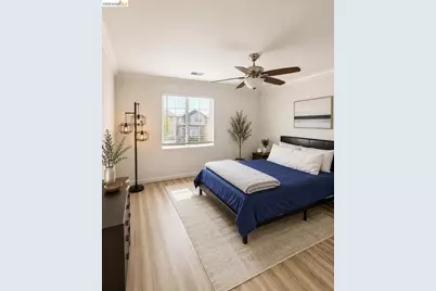 697 Landmark Pt, Lathrop, CA 95330 - Photo 13