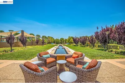 1033 Malbec Ln, Brentwood, CA 94513 - Photo 49