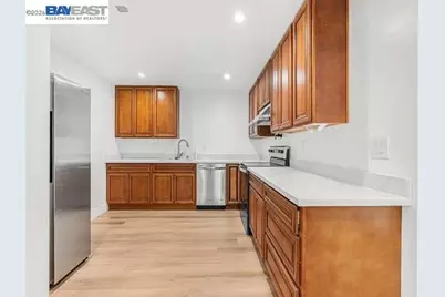 3035 Logan St, Oakland, CA 94601 - Photo 11