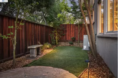25528 Conley Downs Dr, Castro Valley, CA 94552 - Photo 41
