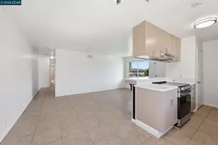 34732 Skylark Dr, Union City, CA 94587 - Photo 13