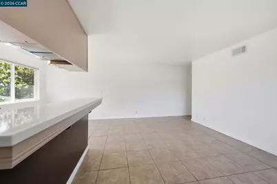 34732 Skylark Dr #4, Union City, CA 94587 - Photo 5