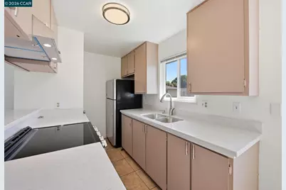 34732 Skylark Dr #4, Union City, CA 94587 - Photo 9