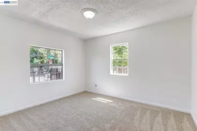 3534 20th Ave, Sacramento, CA 95820 - Photo 5
