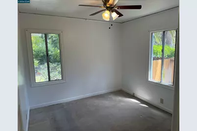 2615 Humboldt Ave, Oakland, CA 94602 - Photo 27
