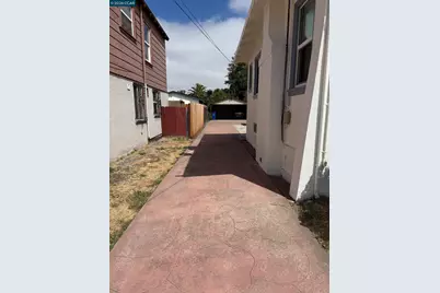 2615 Humboldt Ave, Oakland, CA 94602 - Photo 15