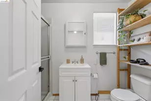 3917 Columbian Dr, Oakland, CA 94605 - Photo 27