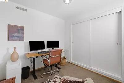 3917 Columbian Dr, Oakland, CA 94605 - Photo 15