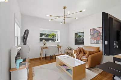 3917 Columbian Dr, Oakland, CA 94605 - Photo 13