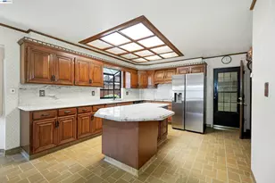 1799 Catalpa Ct, Hayward, CA 94545 - Photo 27