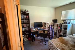 5917 Clover Manor Way, Sacramento, CA 95824 - Photo 5