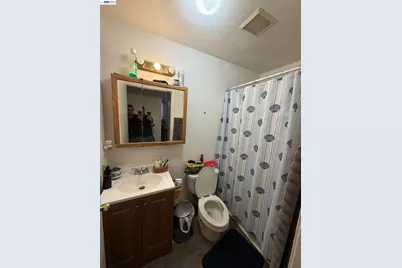 5917 Clover Manor Way, Sacramento, CA 95824 - Photo 19