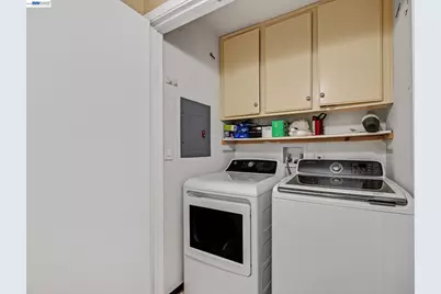 13725 Seagate Dr, San Leandro, CA 94577 - Photo 25