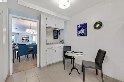 13725 Seagate Dr, San Leandro, CA 94577 - Photo 11