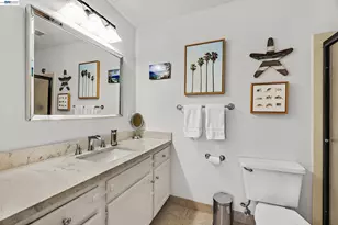 13725 Seagate Dr, San Leandro, CA 94577 - Photo 23
