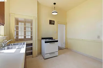 956 53rd St, Oakland, CA 94608 - Photo 19