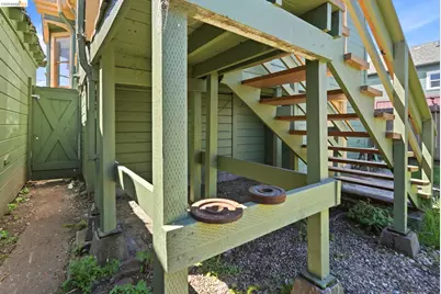 956 53rd St, Oakland, CA 94608 - Photo 41
