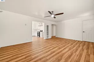 10160 Crow Canyon Rd, Castro Valley, CA 94552 - Photo 11