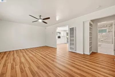 10160 Crow Canyon Rd, Castro Valley, CA 94552 - Photo 13