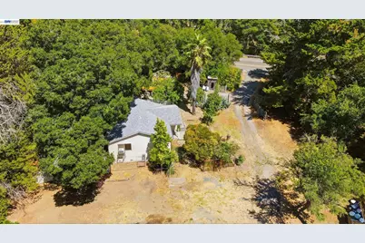 10160 Crow Canyon Rd, Castro Valley, CA 94552 - Photo 33