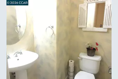 2072 Drake Ln, Hercules, CA 94547 - Photo 19