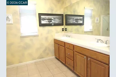 2072 Drake Ln, Hercules, CA 94547 - Photo 35