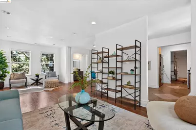 7925 Greenly Dr, Oakland, CA 94605 - Photo 11