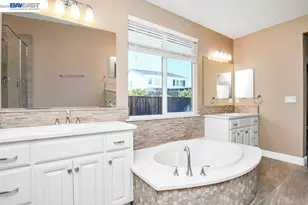 5538 Pinnacle View Ct, Antioch, CA 94531 - Photo 21